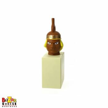 Mochica Vase statue