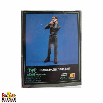 Shaving Soldier Long John - Verlinden Figurine