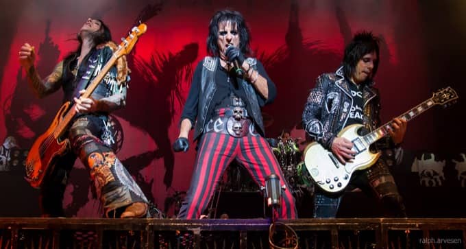 Alice Cooper performing on stage in 2015