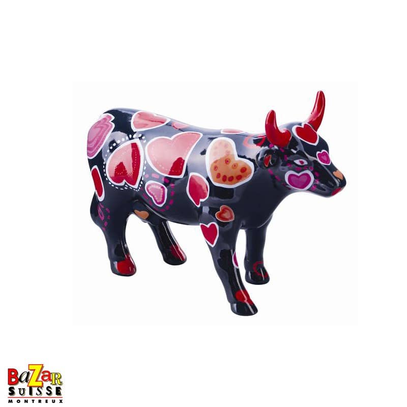 Coo-ween of hearts – CowParade cow