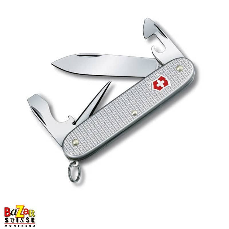 Pioneer Victorinox Swiss Army Knife